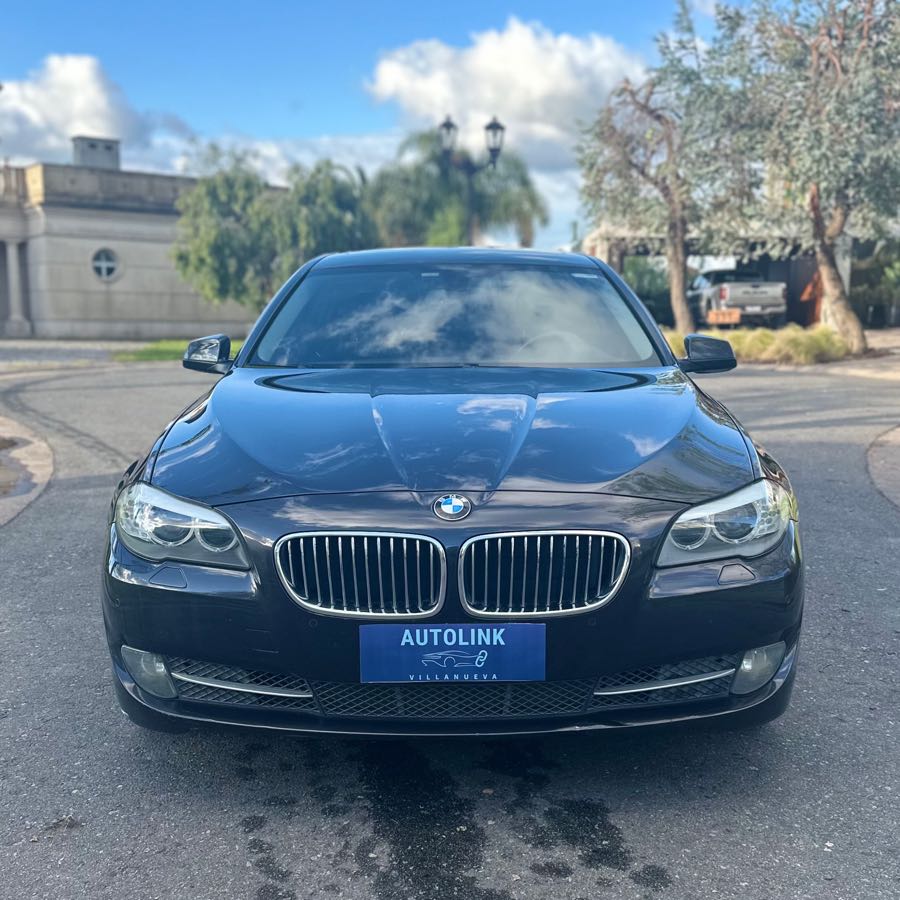 BMW Serie 5 530iA Executive vendido