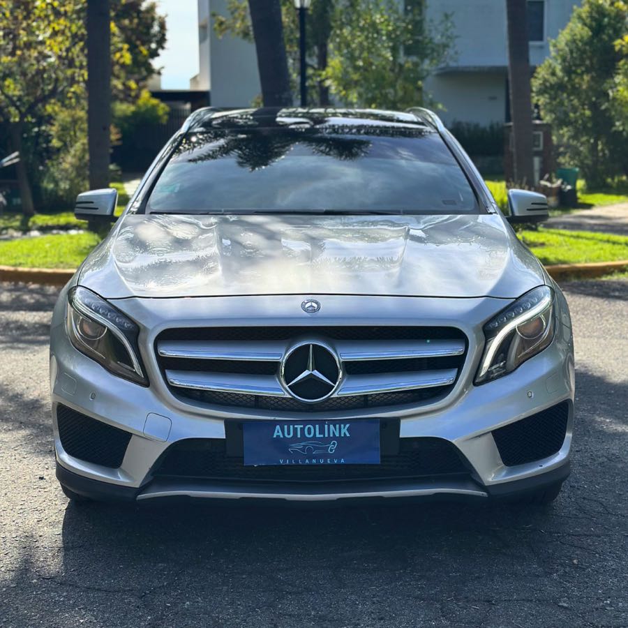 Mercedes-Benz GLA 250 AMG-Line 4Matic vendido