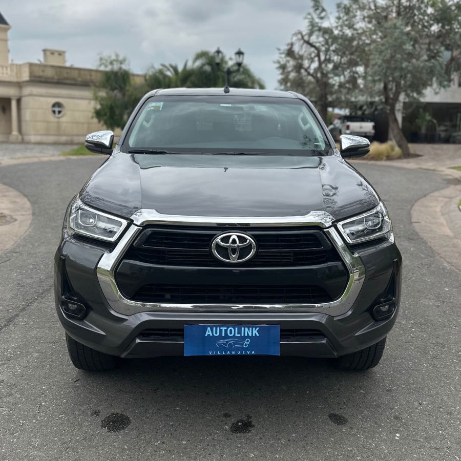Toyota Hilux 4x4 DC SRV vendido
