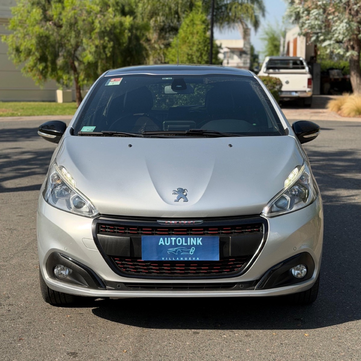 Peugeot 208 GT vendido